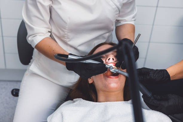 Best Emergency Gum Treatment in Windsor, IL